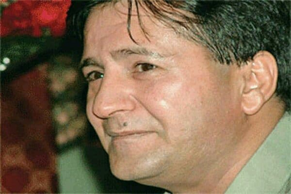 آثار « احمد عزیزی » از شاعران انقلاب اسلامی در « کانون شعر حوزه هنری آذربایجان غربی» معرفی شدند