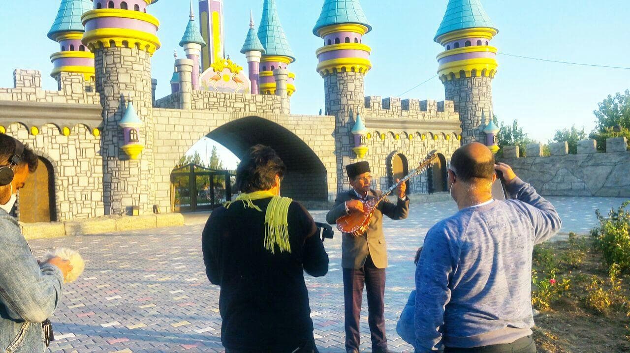 تولید مستند عاشیقهای آذربایجان با همکاری «کانون عاشیقهای حوزه هنری آذربایجان غربی »در ارومیه آغاز شد
