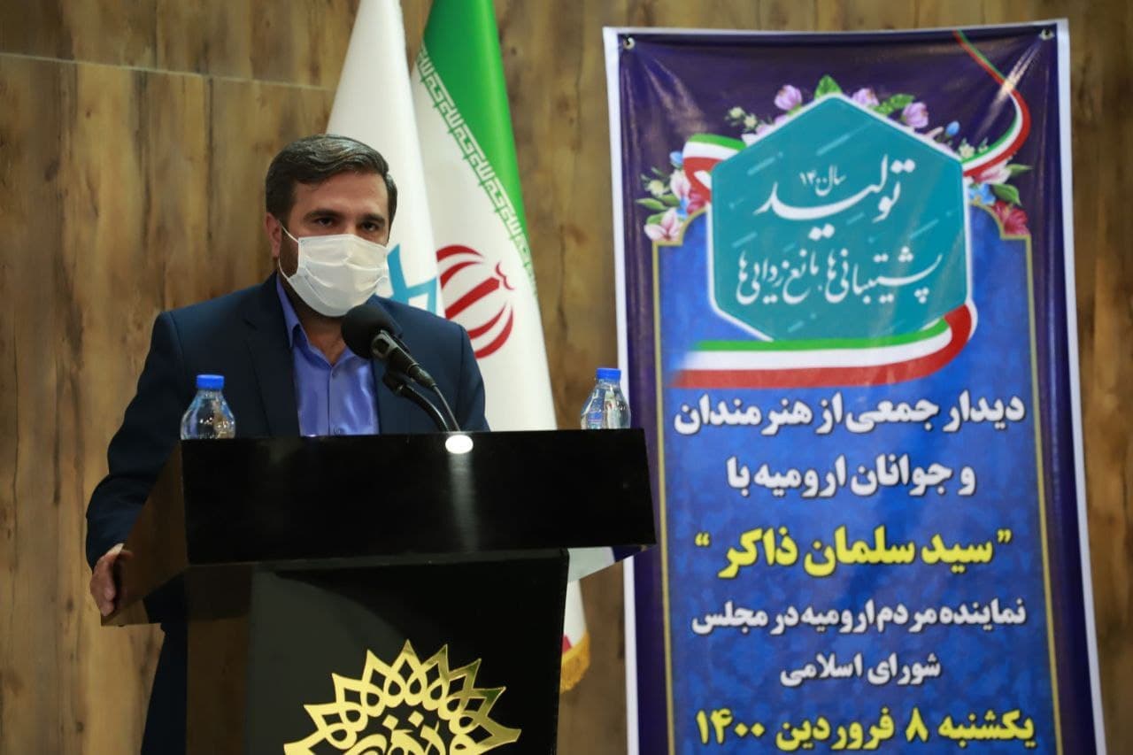 رئیس حوزه هنری انقلاب اسلامی آذربایجان غربی "کمبود بودجه و عدم همکاری دستگاه‌های فرهنگی" از عوامل مهم رکود برنامه های فرهنگی در آذربایجان غربی هستند