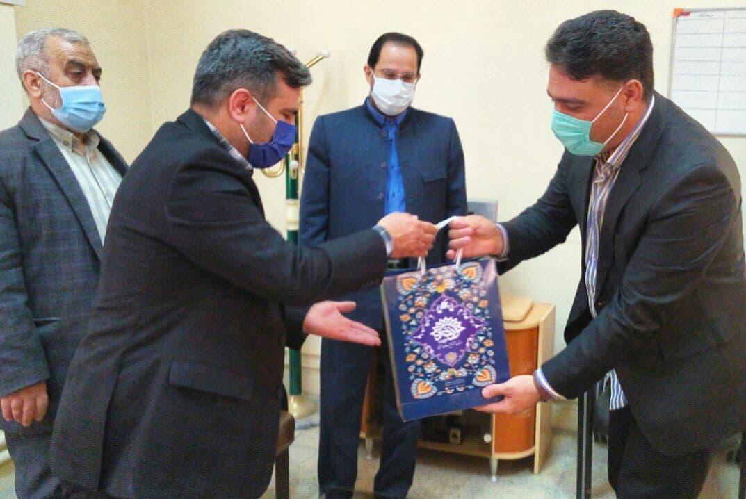 رئیس حوزه هنری انقلاب اسلامی آذربایجان غربی با « رئیس سازمان بسیج هنرمندان» استان دیدار و گفتگو کرد