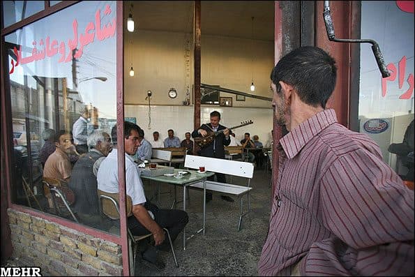 قهوه خانه های سنتی دانشکده تخصصی موسیقی عاشیقی در آذربایجان