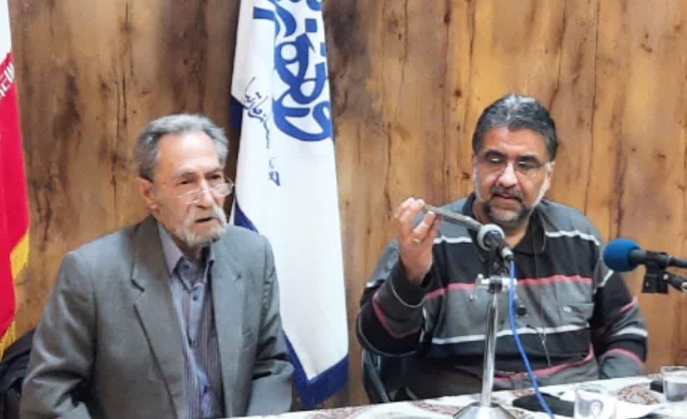 « طنز عرفانی » در محفل طنز حوزه هنری آذربایجان غربی بررسی شد