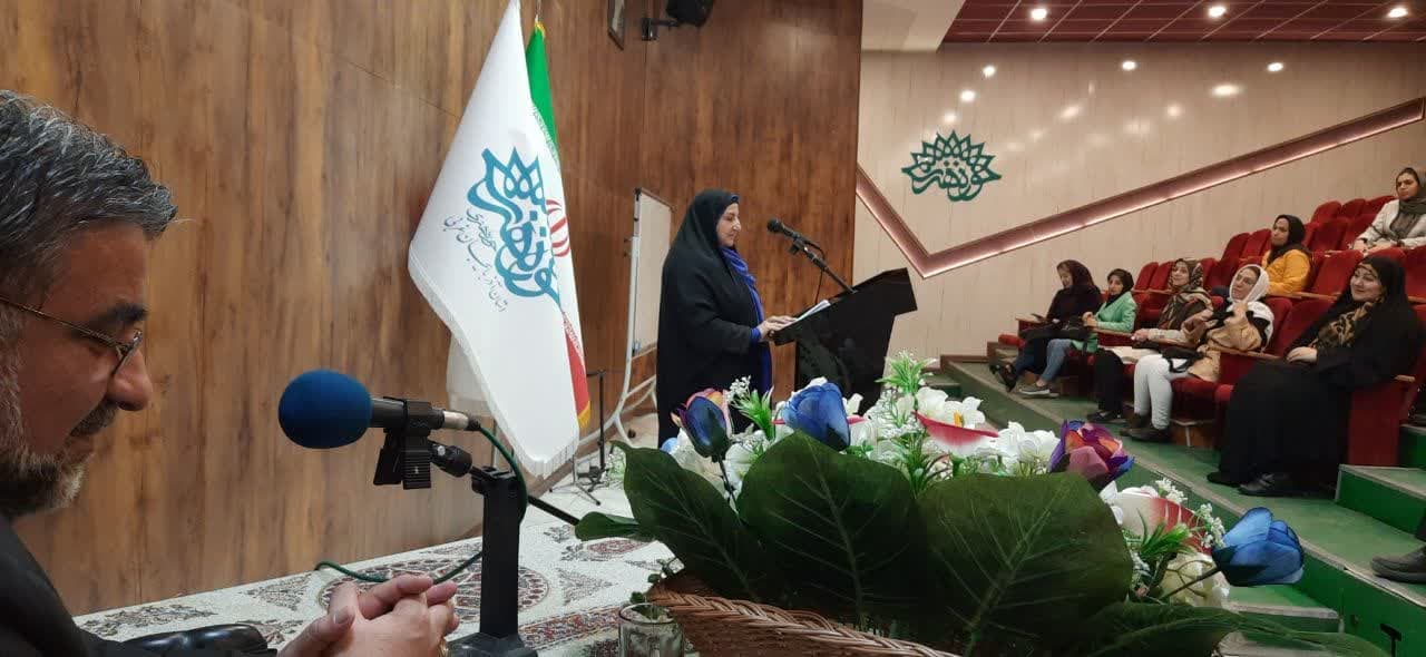 نقش خاطرات طنزآمیز در شادابی و طراوت جامعه بسیار مؤثر است