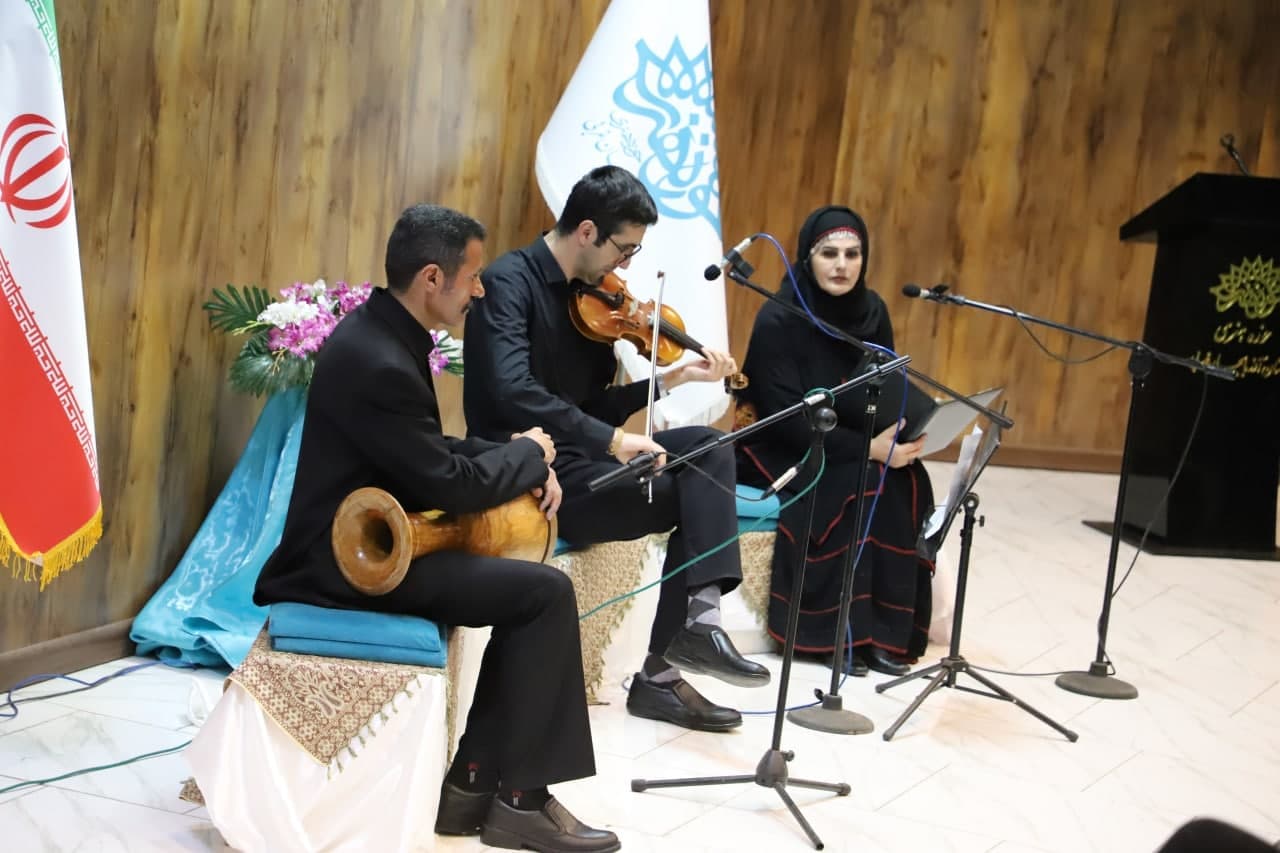 « ندای آرشه» در سالن صفی الدین اورموی ارومیه به صدا درآمد