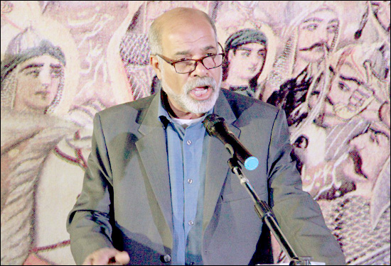 باید تئاتر انقلاب و دفاع مقدس طی پژوهش‌های لازم به یک تعریف واحد برسد