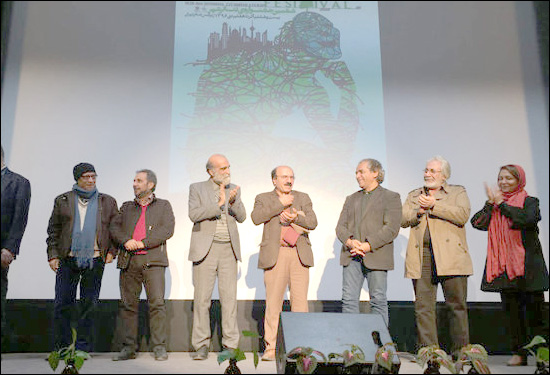 جشنواره تئاتر شهر افتتاح شد