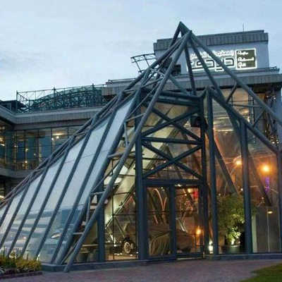 هنرمندان نوگرای ایران در قاب سه سالگی 