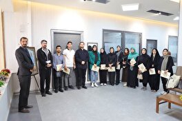 رئیس حوزه هنری انقلاب اسلامی آذربایجان غربی از خالقان پرتره های شهدای جنگ 12 روزه ارومیه تقدیر کرد 
