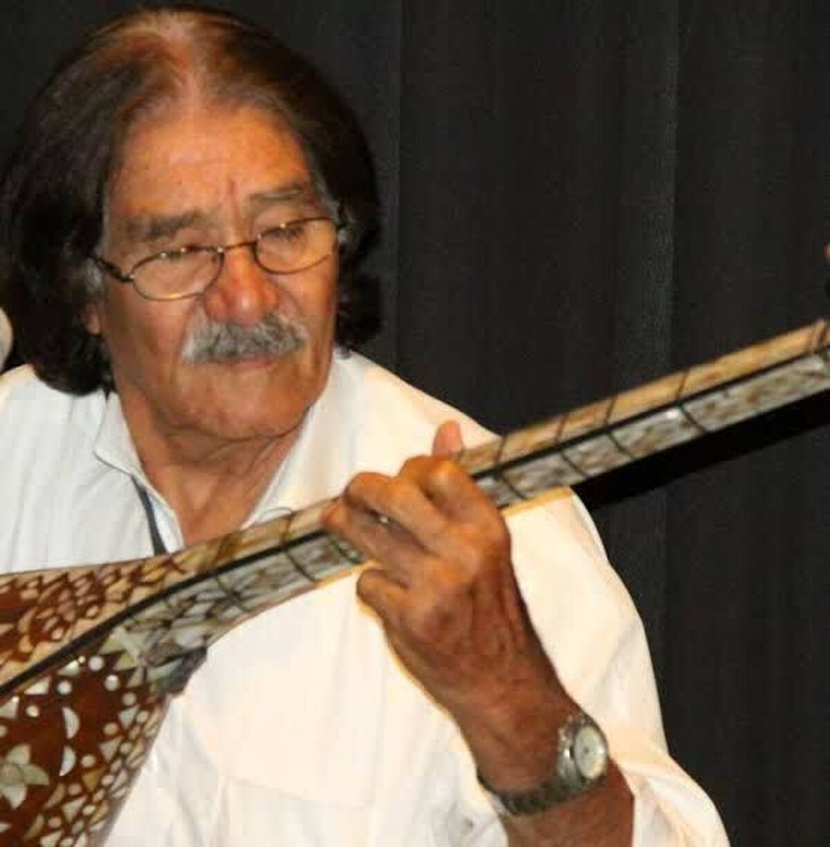 استاد عاشیق «محمد حسین دهقان» دعوت حق را لبیک گفت