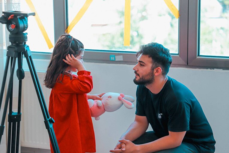 تصویربرداری فیلم داستانی چسب به پایان رسید